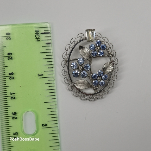 Vintage Krementz Silver-Tone Floral Brooch with Blue Rhinestones 1.5" Oval Pin - Picture 13 of 13